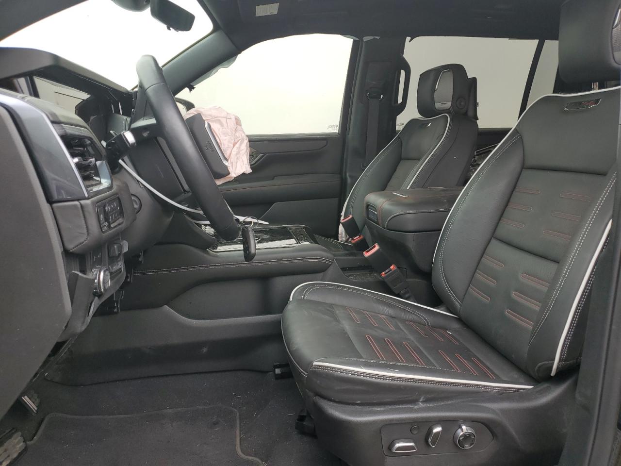 2025 GMC Yukon Xl At4 Ultimate VIN: 1GKS2WRL7SR200511 Lot: 84605265