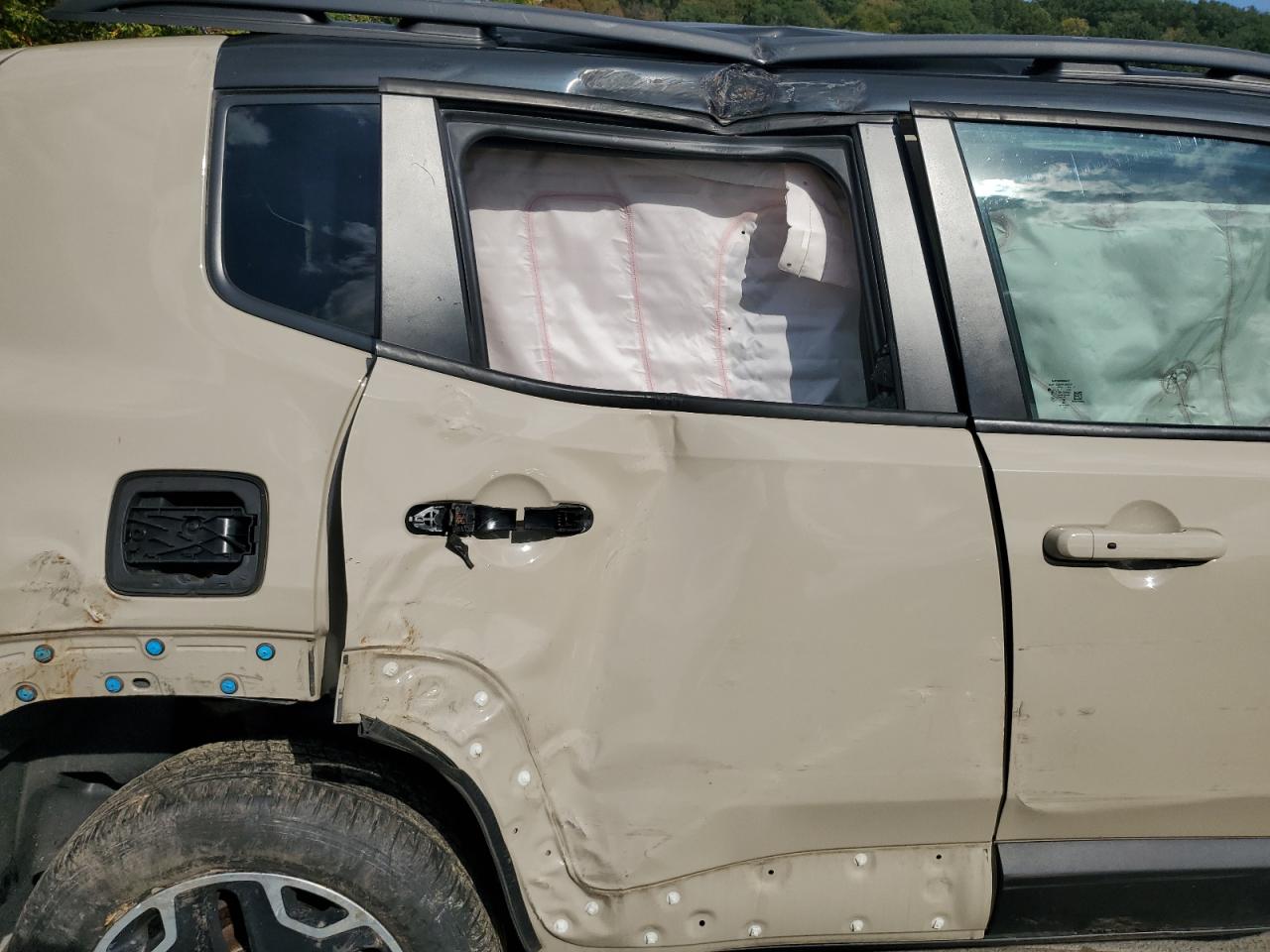 2016 Jeep Renegade Trailhawk VIN: ZACCJBCTXGPC89470 Lot: 71819955