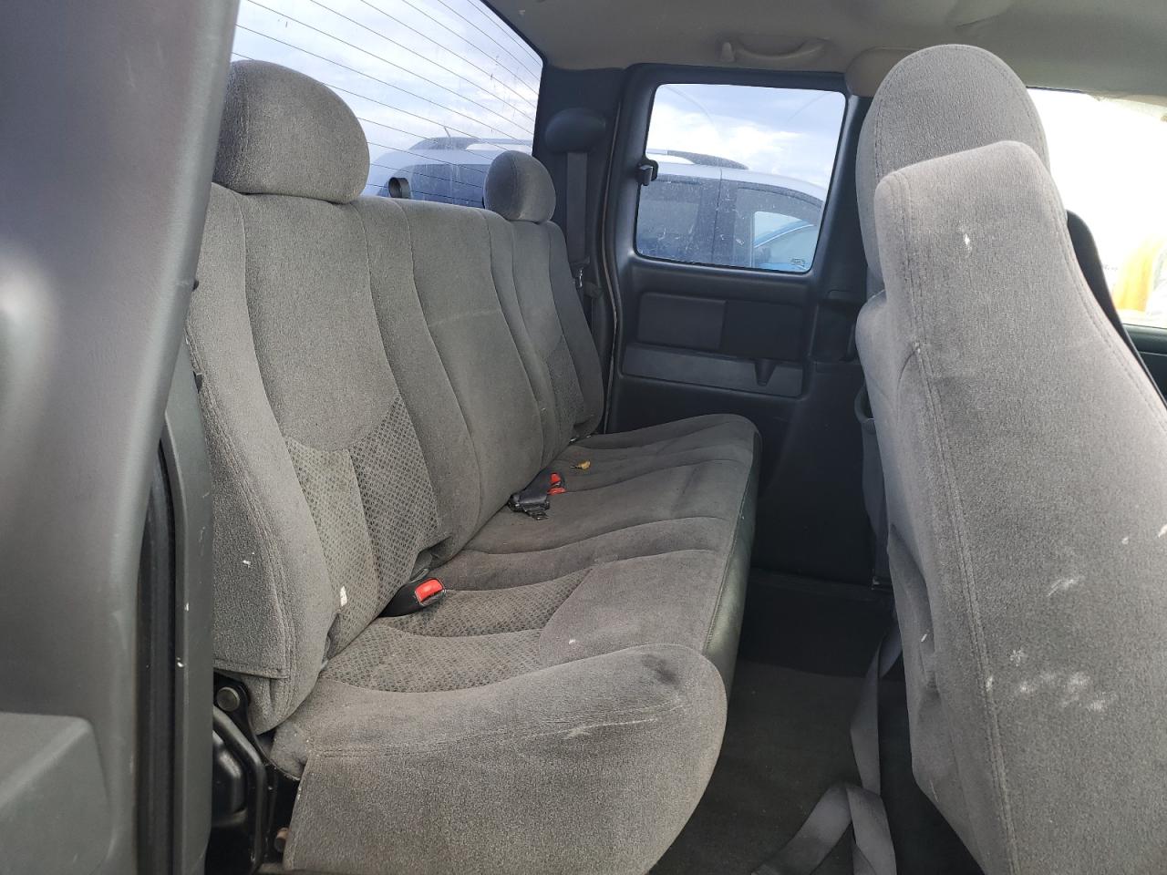 2005 Chevrolet Silverado C1500 VIN: 1GCEC19V35Z230734 Lot: 81776345