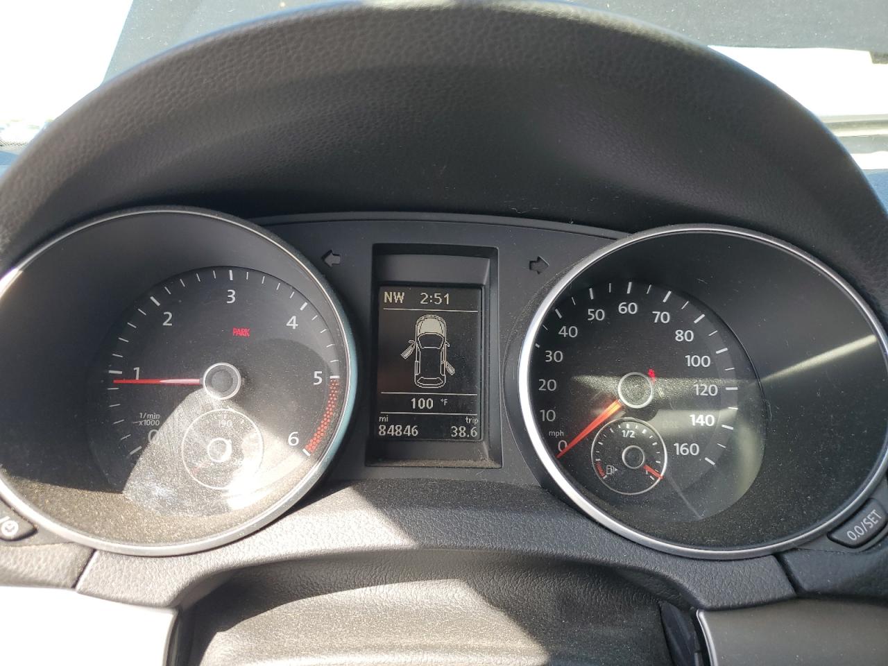 2013 Volkswagen Golf VIN: WVWNM7AJ5DW136363 Lot: 81320985