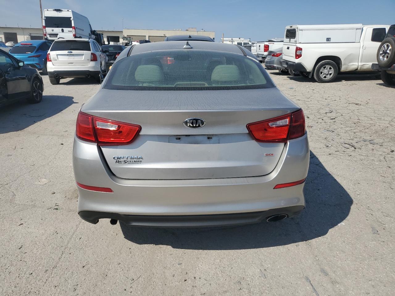 2015 Kia Optima Lx VIN: 5XXGM4A72FG381931 Lot: 80223825
