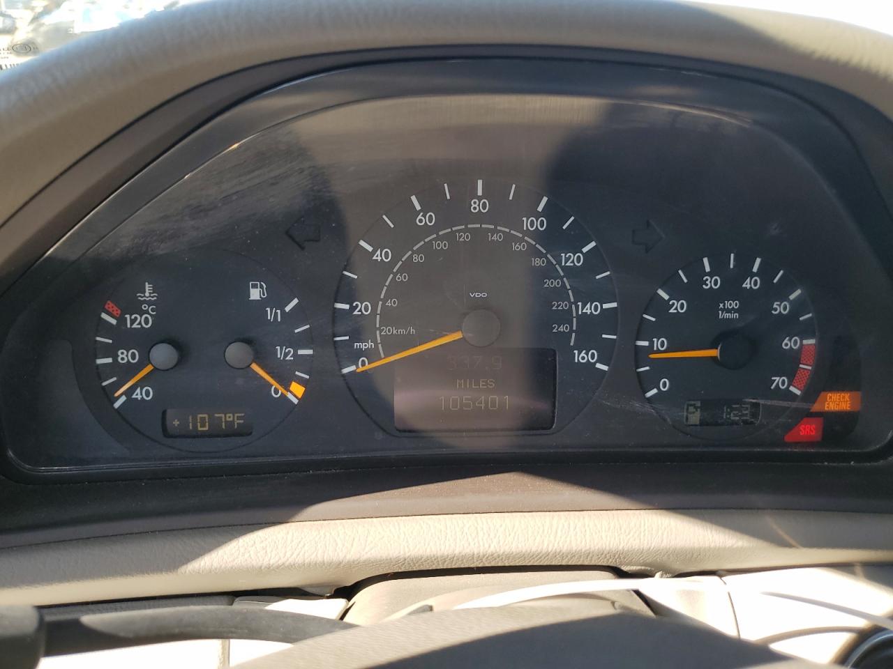 2000 Mercedes-Benz Clk 320 VIN: WDBLK65G3YT045751 Lot: 80951365