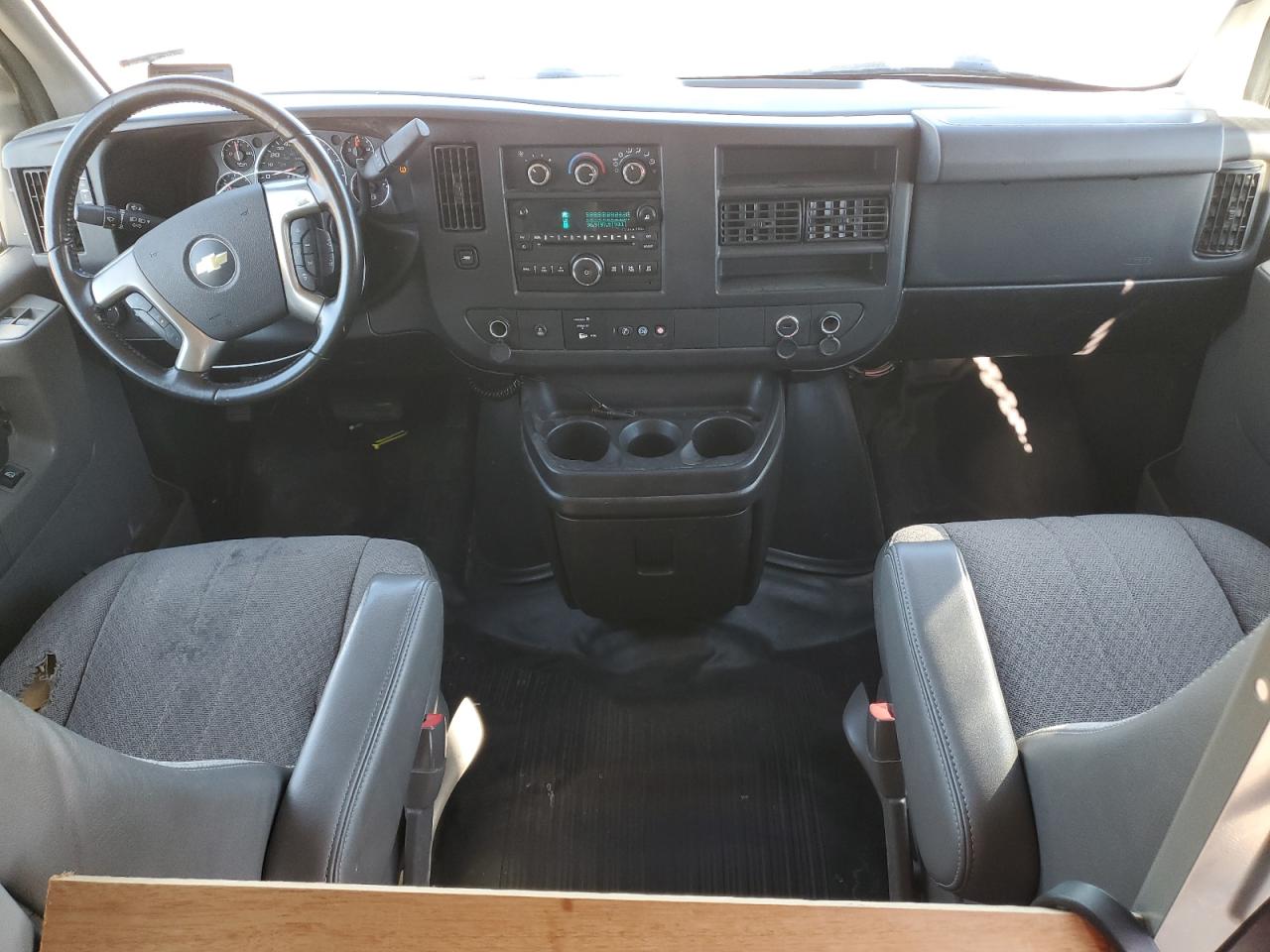 2013 Chevrolet Express G2500 VIN: 1GCWGGCG6D1122658 Lot: 81047535