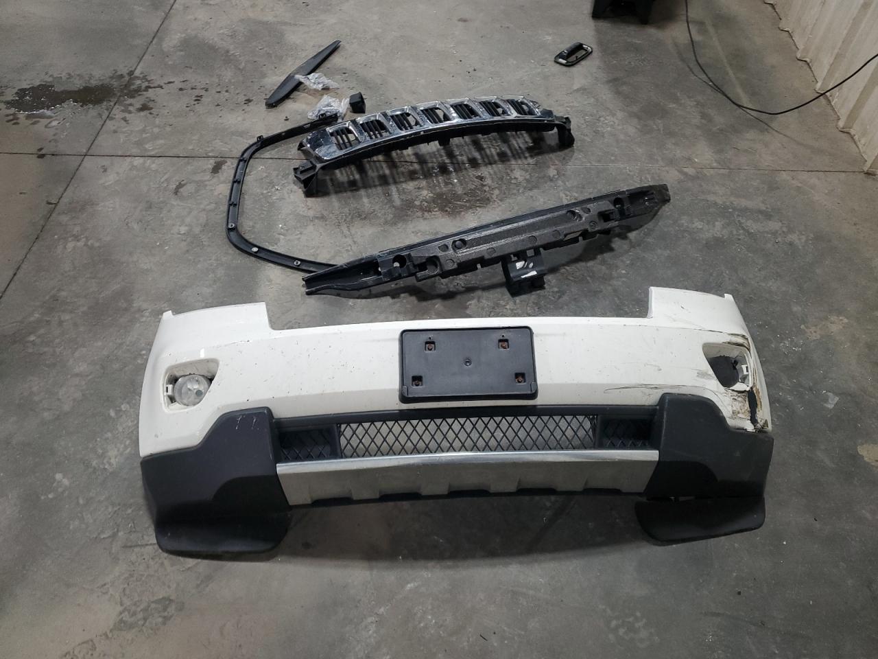 2011 Jeep Grand Cherokee Limited VIN: 1J4RR5GG9BC745113 Lot: 71040725