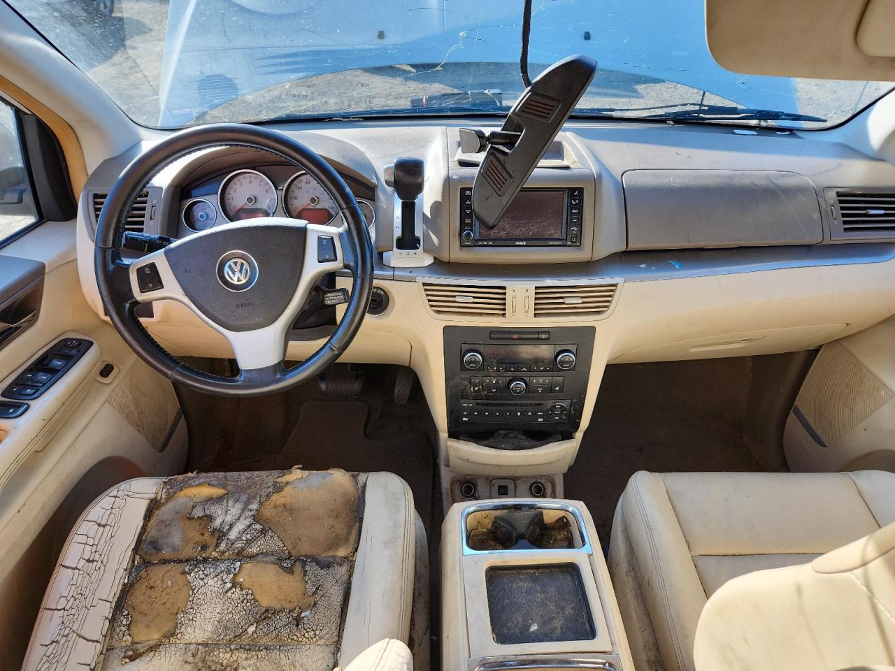 2010 Volkswagen Routan Sel VIN: 2V4RW6DX5AR280155 Lot: 84165855