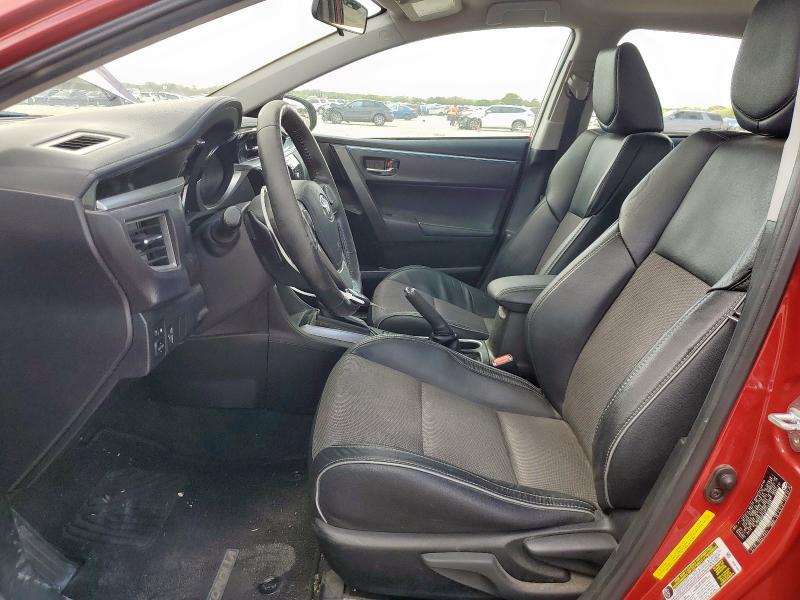  TOYOTA COROLLA 2016 Красный