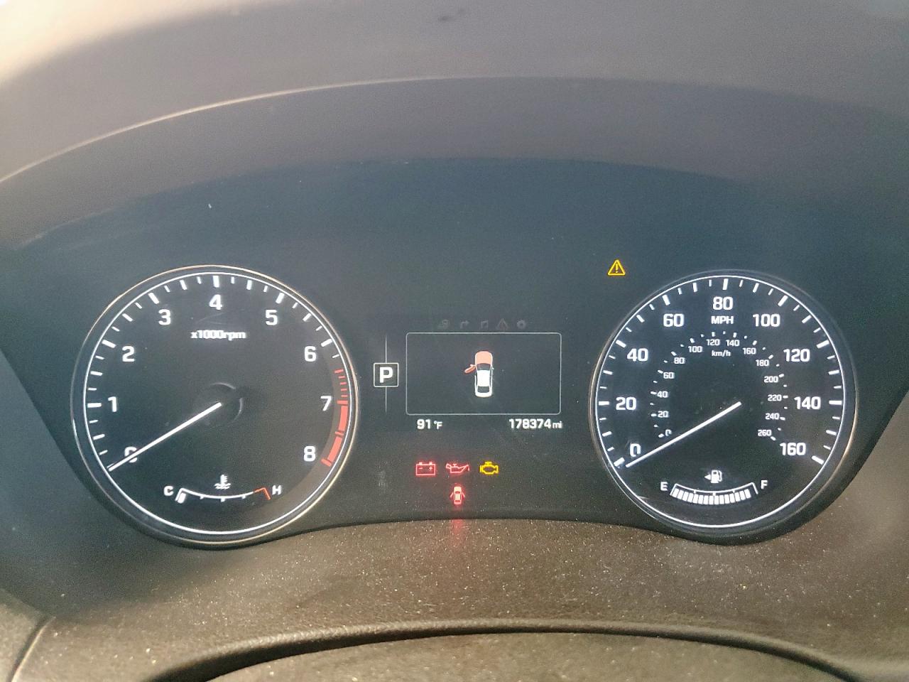 2015 Hyundai Genesis 3.8L VIN: KMHGN4JE4FU084452 Lot: 82176785