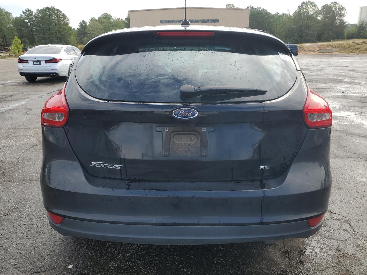 2017 Ford Focus Se VIN: 1FADP3K21HL241546 Lot: 81568885