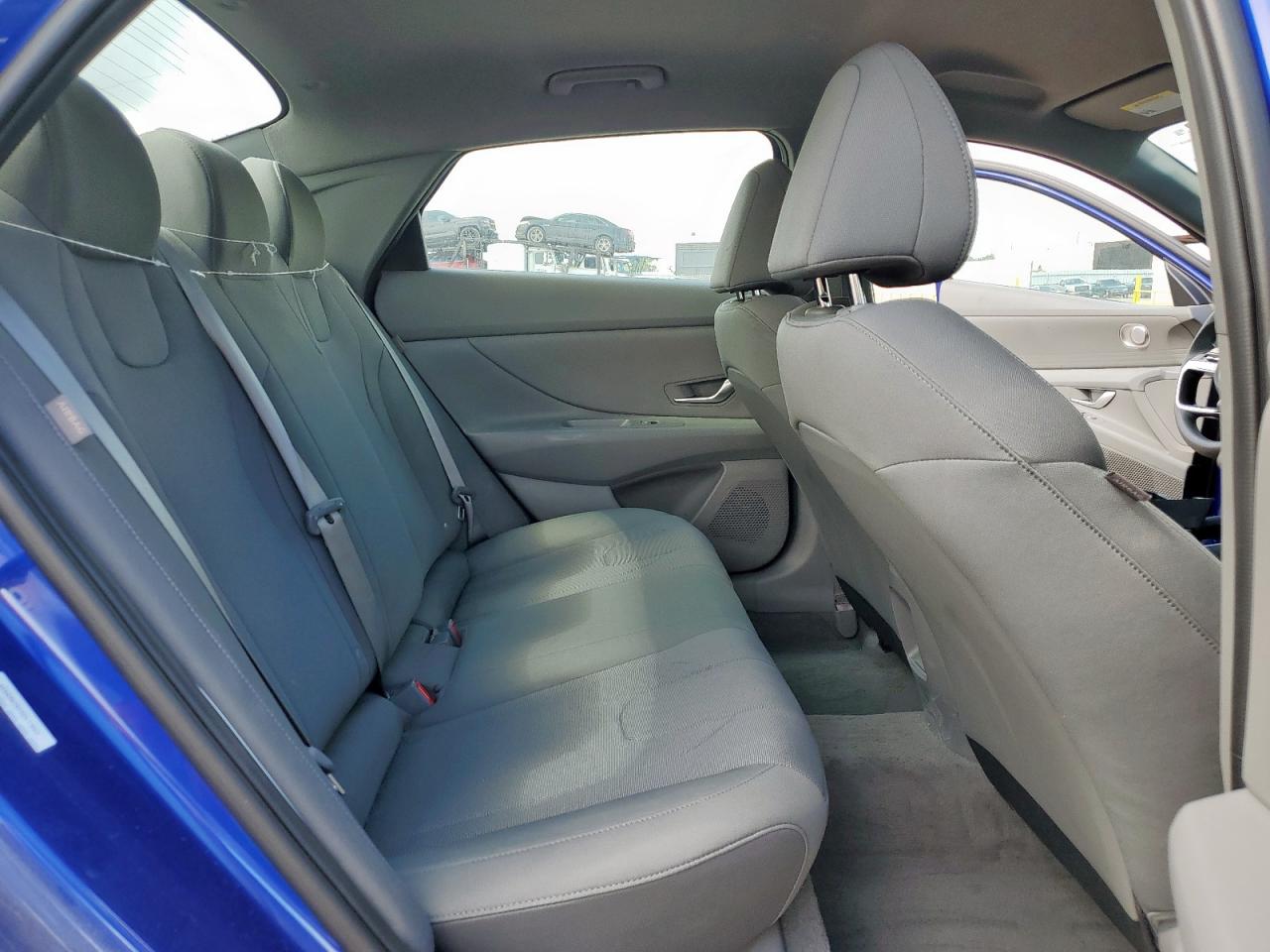Elantra Elantra