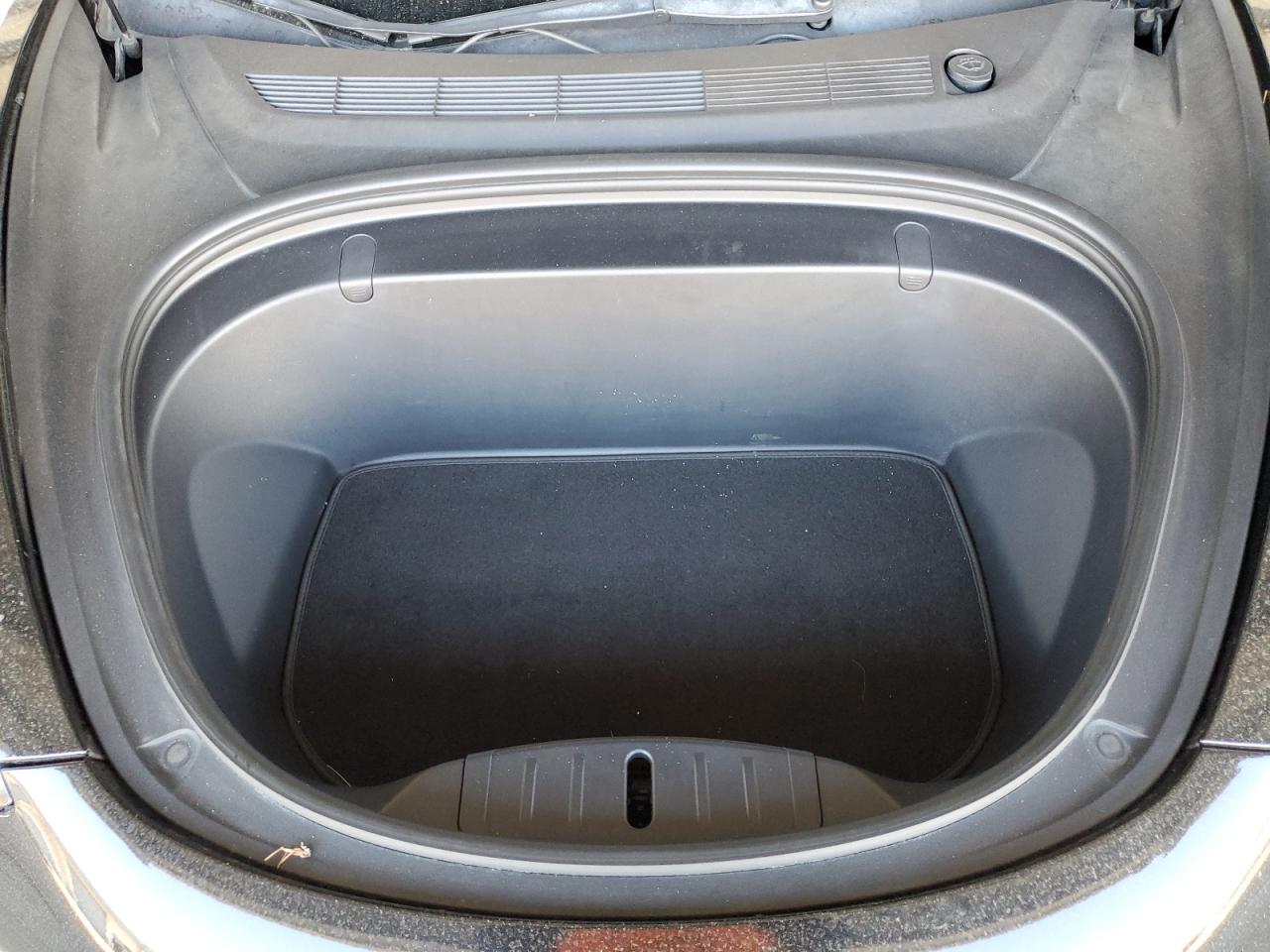 2018 Tesla Model 3 VIN: 5YJ3E1EAXJF156832 Lot: 80117395