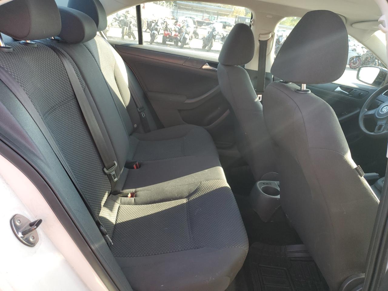 2011 Volkswagen Jetta Base VIN: 3VW2K7AJ4BM113417 Lot: 82110445