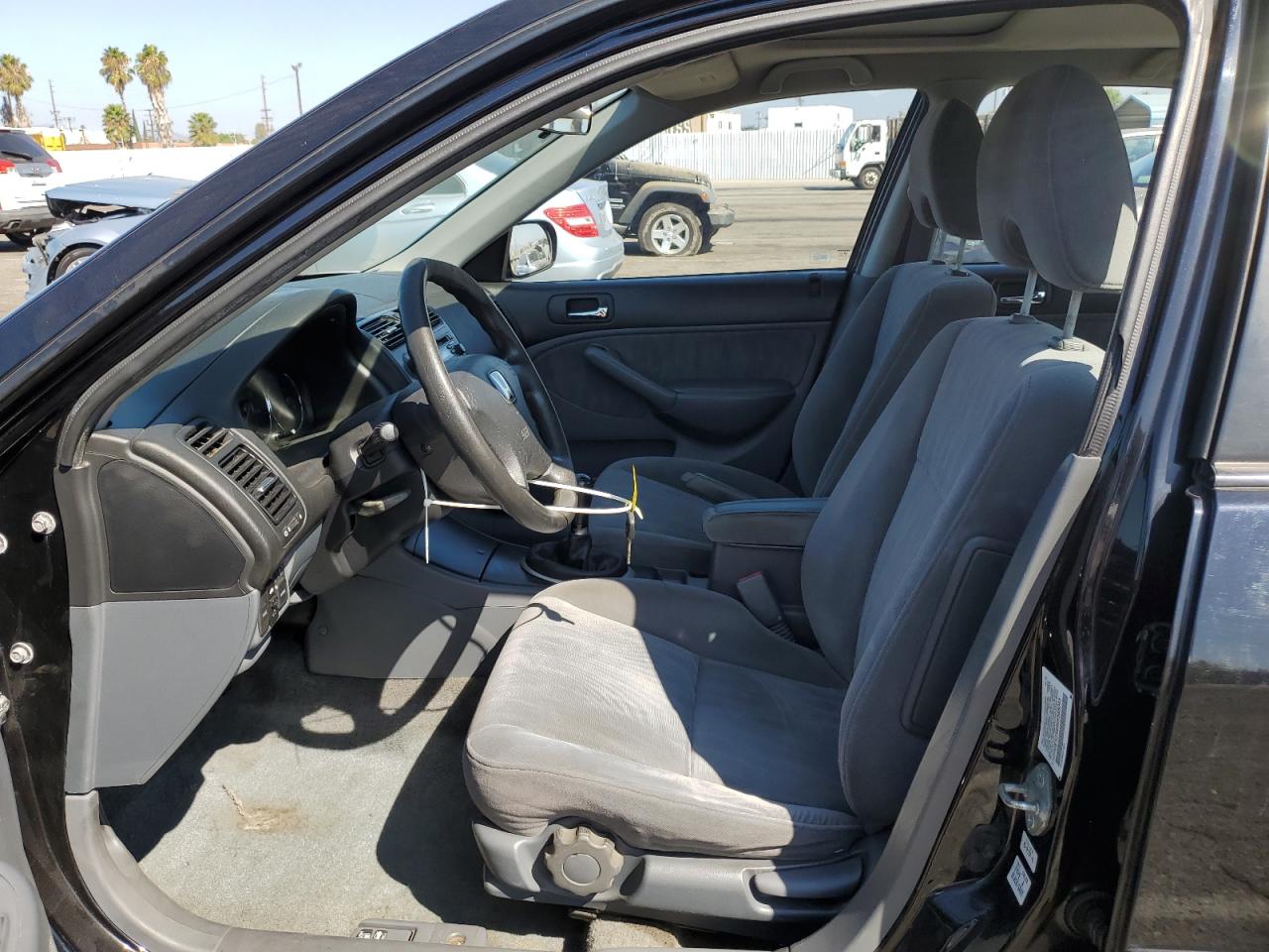 2004 Honda Civic Ex VIN: 2HGES25844H588045 Lot: 71913235