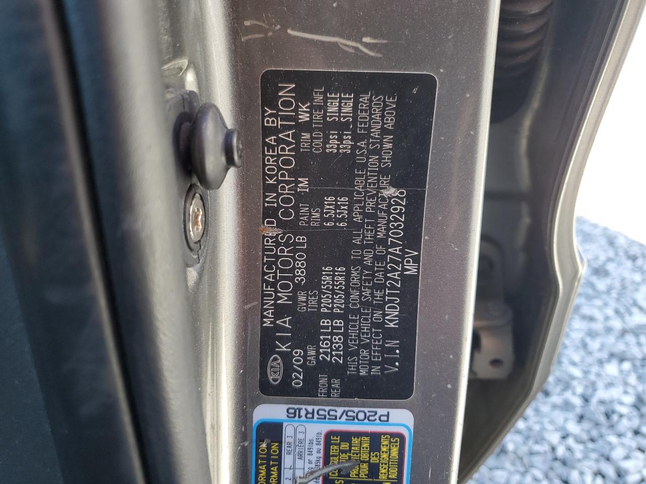 2010 Kia Soul + VIN: KNDJT2A27A7032928 Lot: 81713575