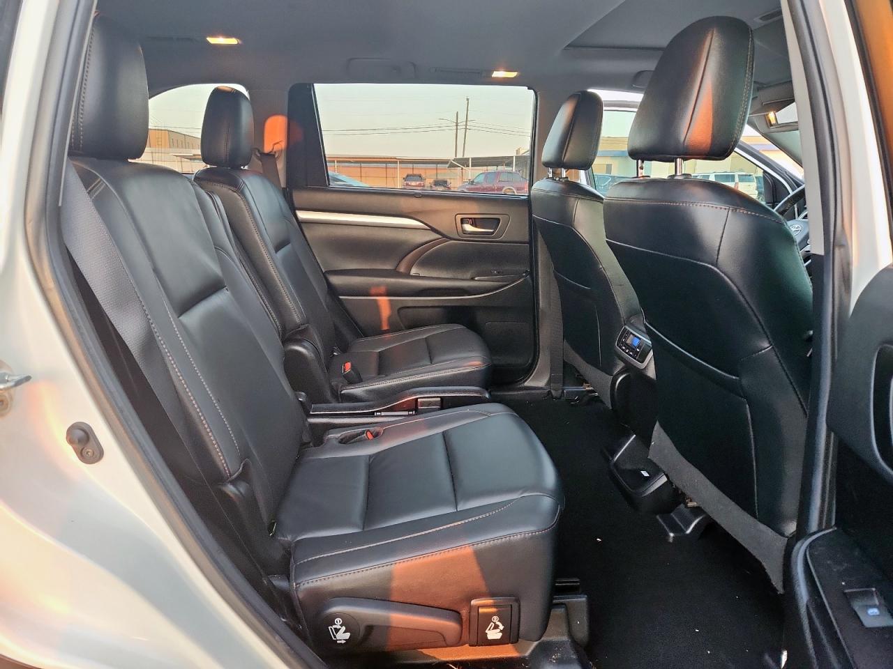 2019 Toyota Highlander Se VIN: 5TDKZRFH8KS571834 Lot: 71097115