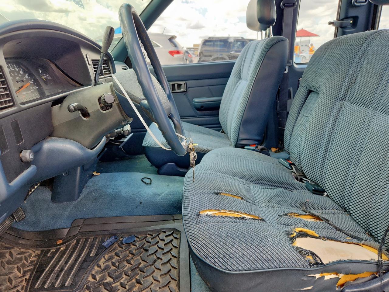 1993 Toyota Pickup 1/2 Ton Extra Long Wheelbase Dx VIN: JT4RN93P4P5087470 Lot: 81304135