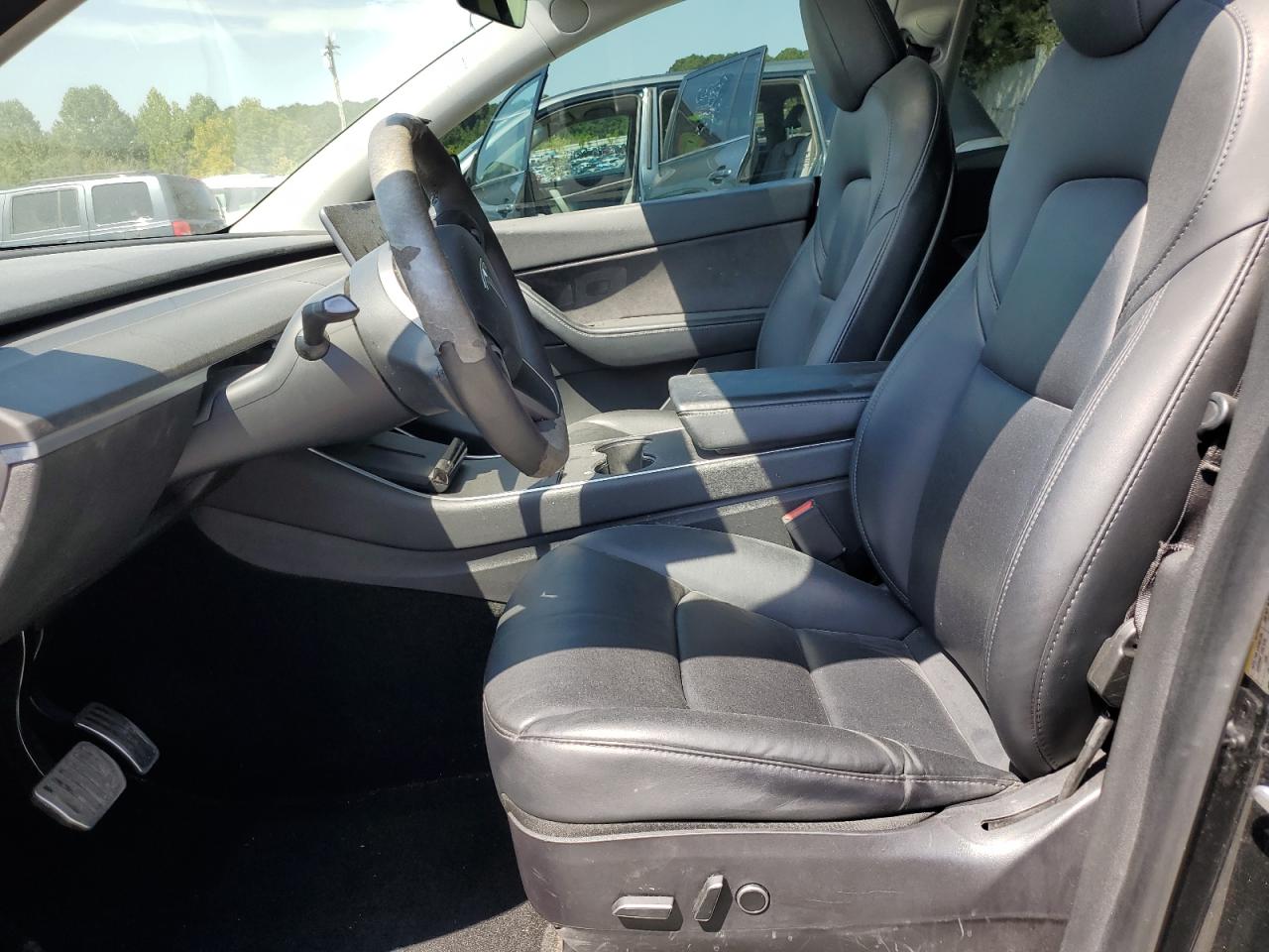 2021 Tesla Model Y VIN: 5YJYGDEE2MF121176 Lot: 72051595