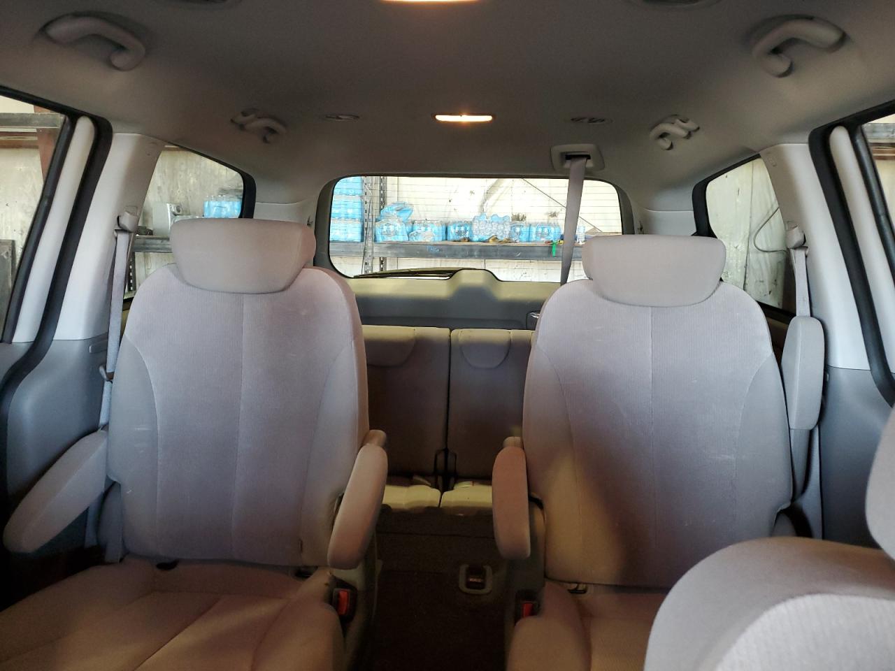 2009 Kia Sedona Ex VIN: KNDMB233796317121 Lot: 84377965