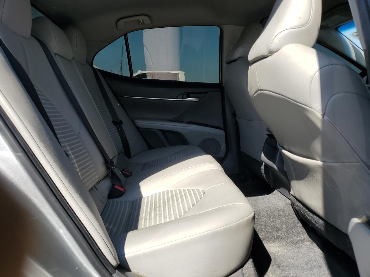 2018 Toyota Camry L VIN: JTNB11HK6J3049362 Lot: 83960865