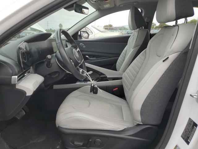  HYUNDAI ELANTRA 2023 Белы