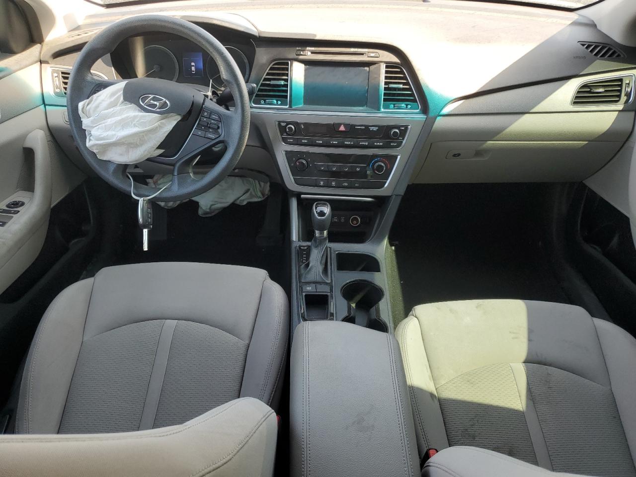 2017 Hyundai Sonata Se VIN: 5NPE24AF5HH500583 Lot: 80717725