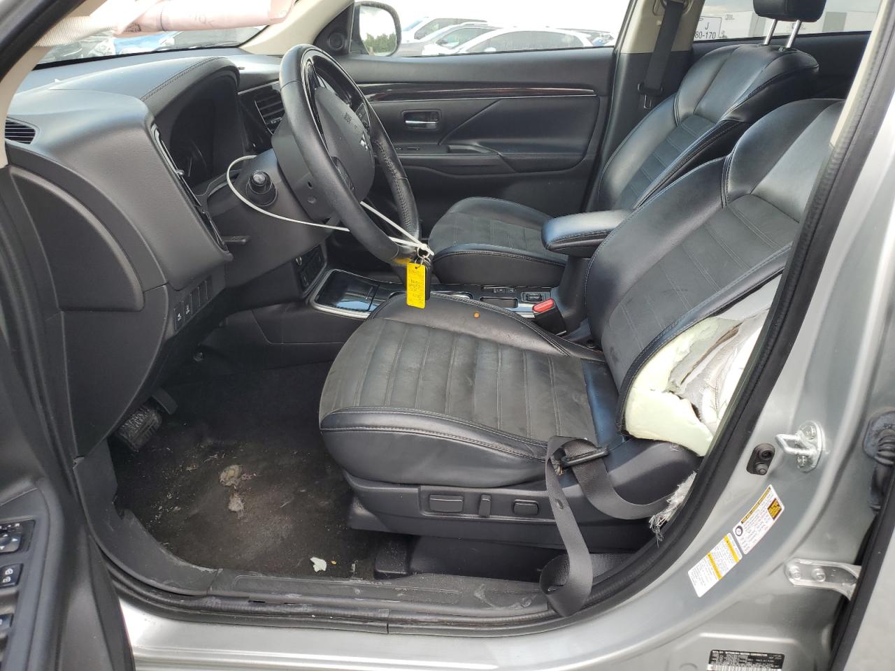 2020 Mitsubishi Outlander Se VIN: JA4AD3A30LZ043735 Lot: 83865975