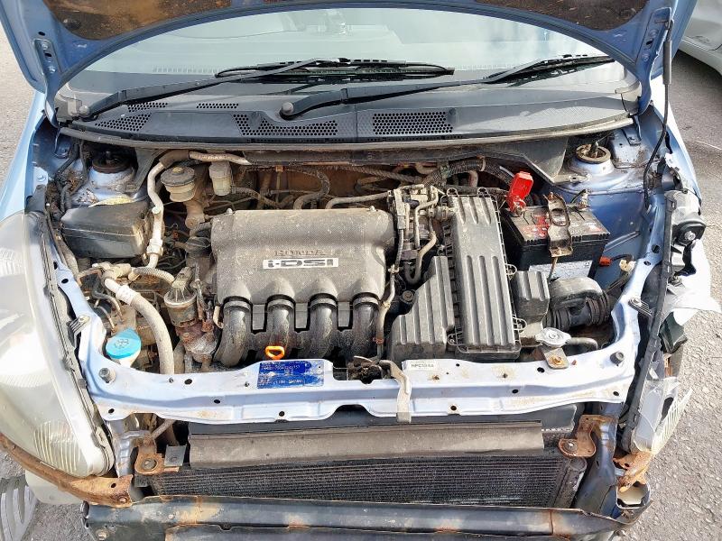 2004 HONDA JAZZ SE 