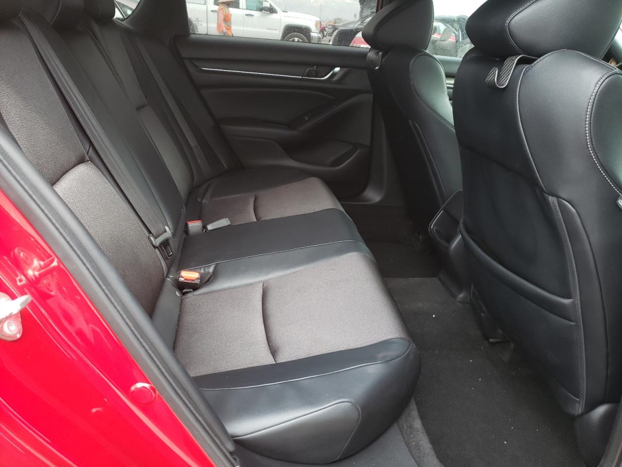 2018 Honda Accord Sport VIN: 1HGCV1F31JA070061 Lot: 81929605