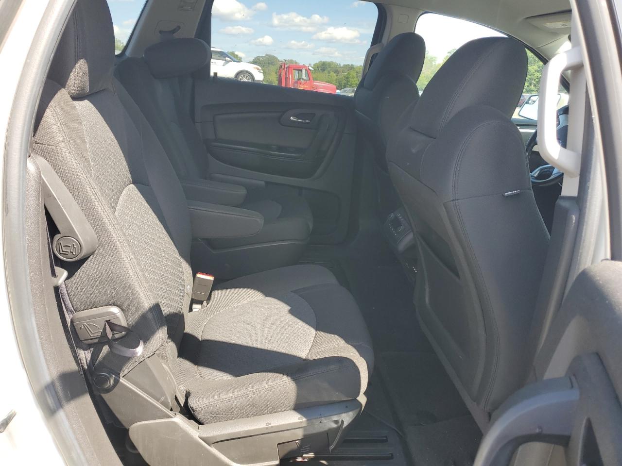 2011 Chevrolet Traverse Lt VIN: 1GNKVGED0BJ233427 Lot: 71022655