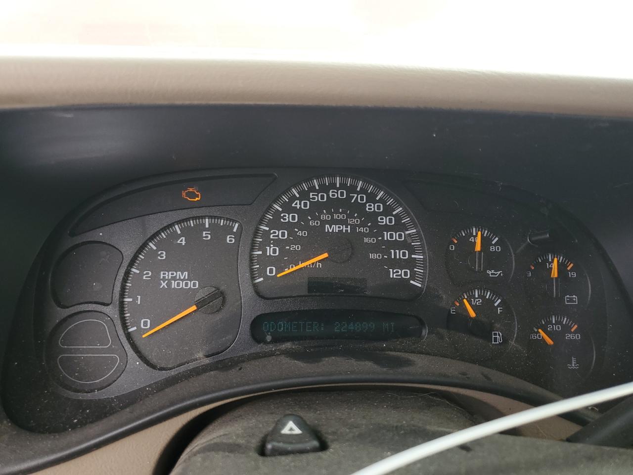 2005 Chevrolet Tahoe C1500 VIN: 1GNEC13V35J181663 Lot: 81443915