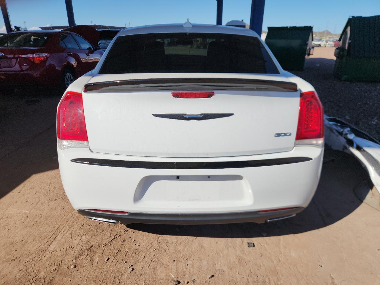 2017 Chrysler 300 Limited VIN: 2C3CCAAG1HH576973 Lot: 84217585