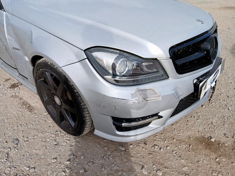 2011 MERCEDES-BENZ  