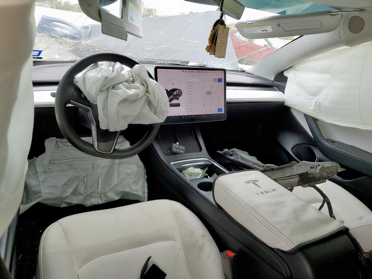 2021 Tesla Model 3 VIN: 5YJ3E1EAXMF875292 Lot: 84763685