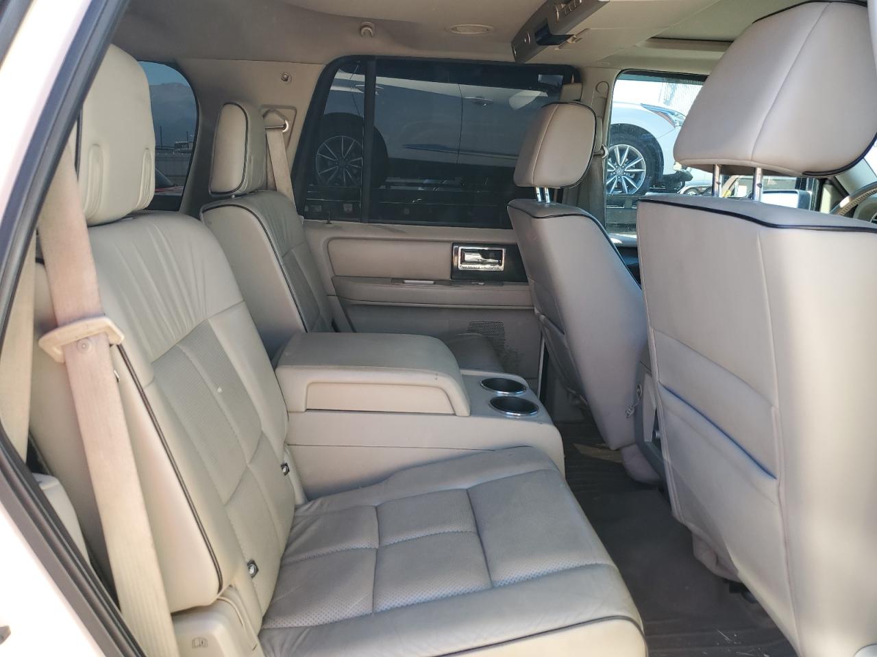 2007 Lincoln Navigator VIN: 5LMFU28537LJ16935 Lot: 81186445