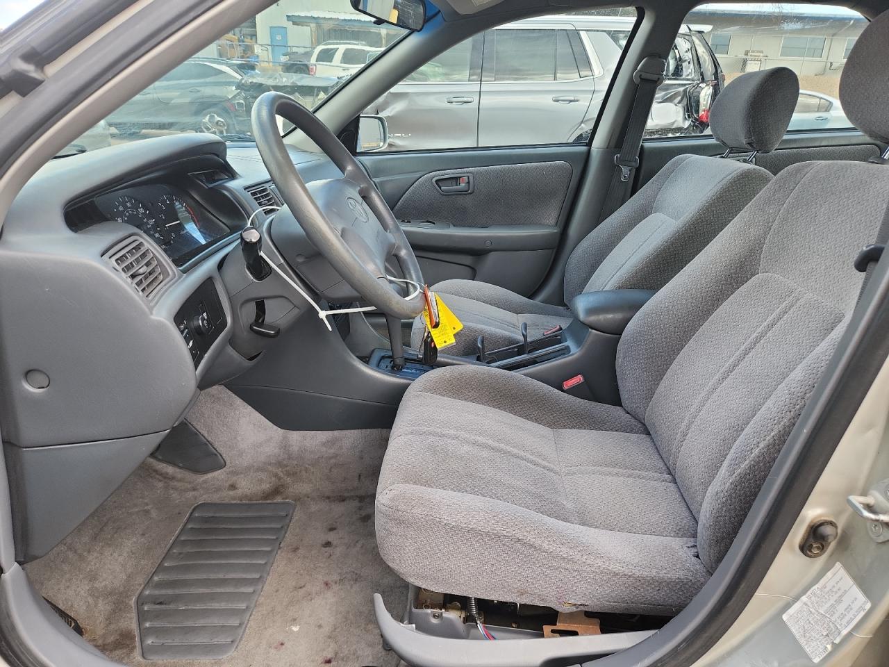 2000 Toyota Camry Ce VIN: JT2BF22K4Y0266238 Lot: 71403295