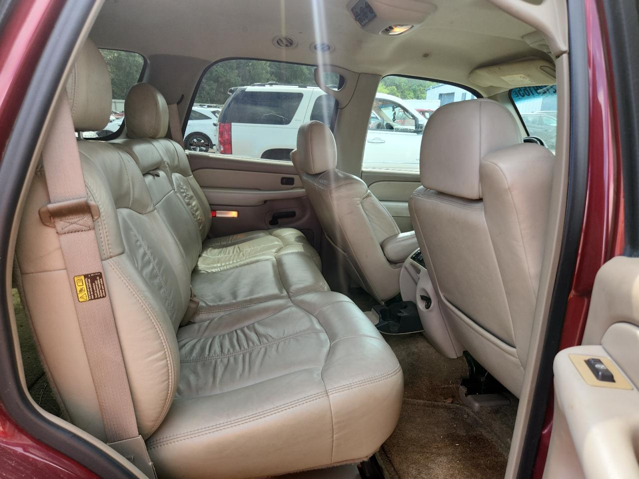 2001 Chevrolet Tahoe K1500 VIN: 1GNEK13T51R200386 Lot: 82129165