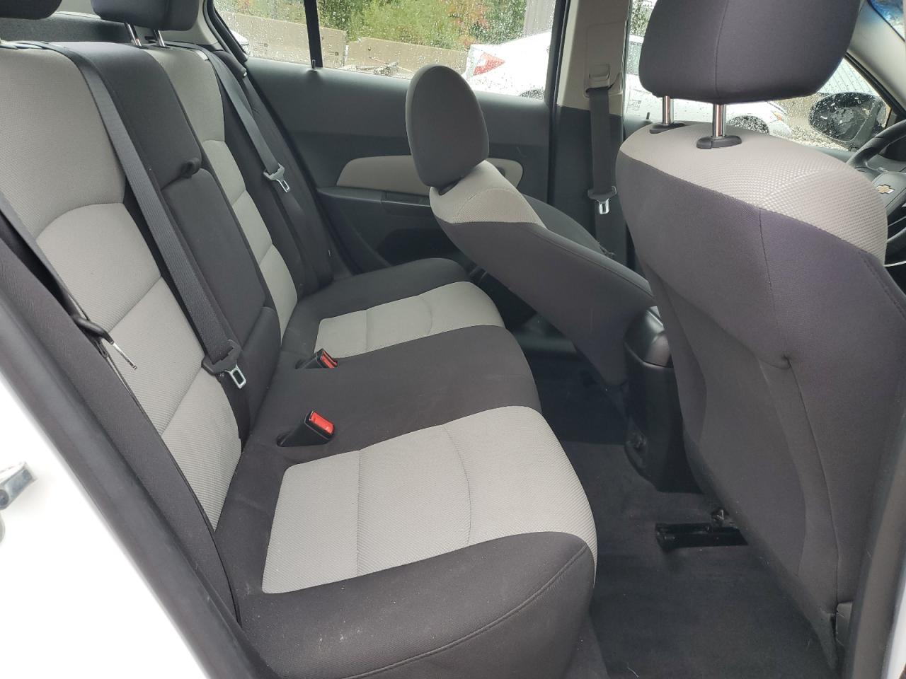 2014 Chevrolet Cruze Ls VIN: 1G1PA5SG7E7400664 Lot: 81731055