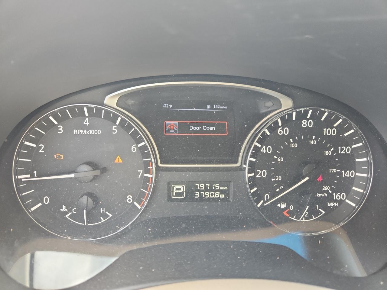 2015 Nissan Pathfinder S VIN: 5N1AR2MN6FC668755 Lot: 82033275