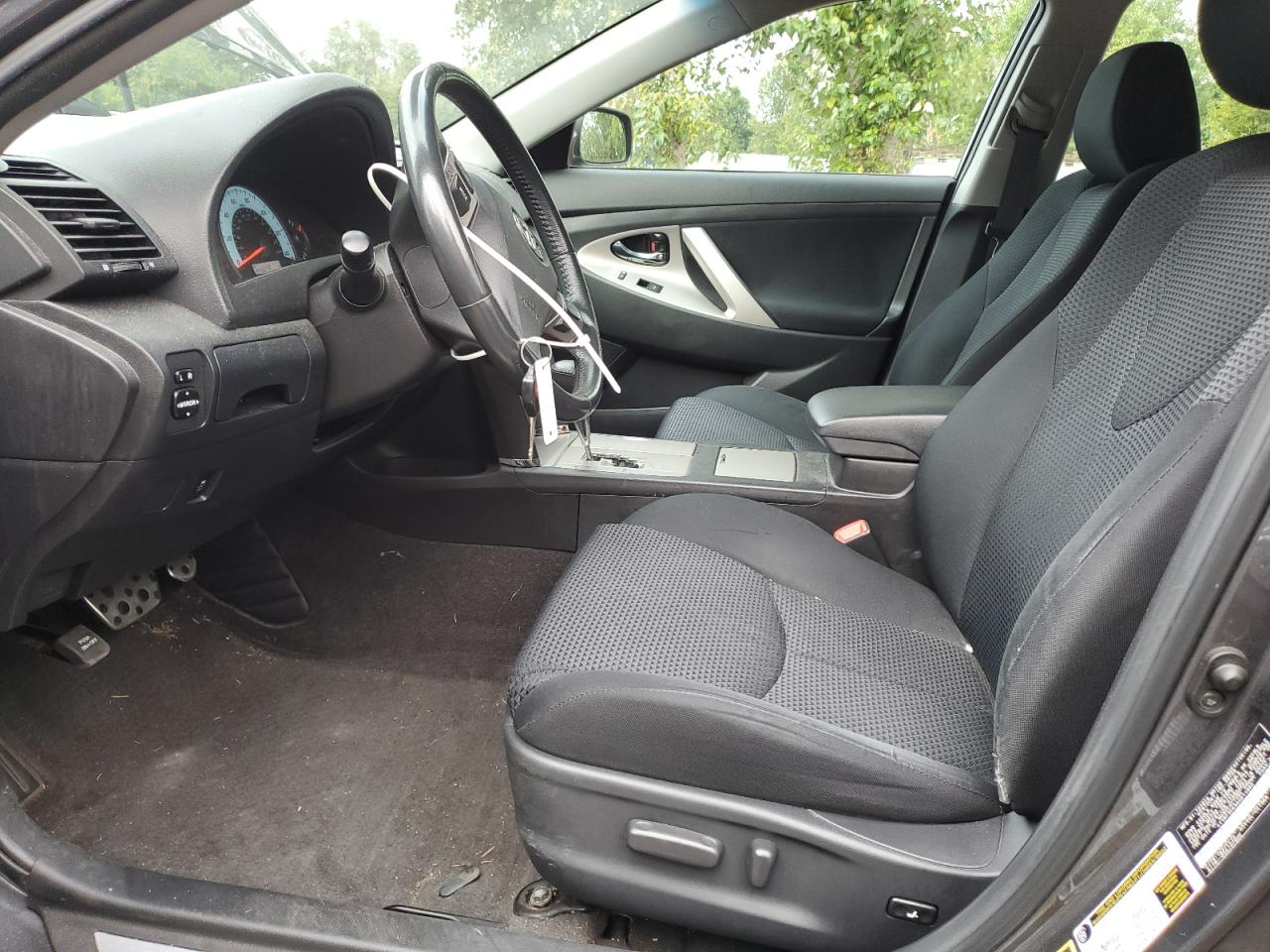 2010 Toyota Camry Base VIN: 4T1BF3EK3AU011860 Lot: 81437645