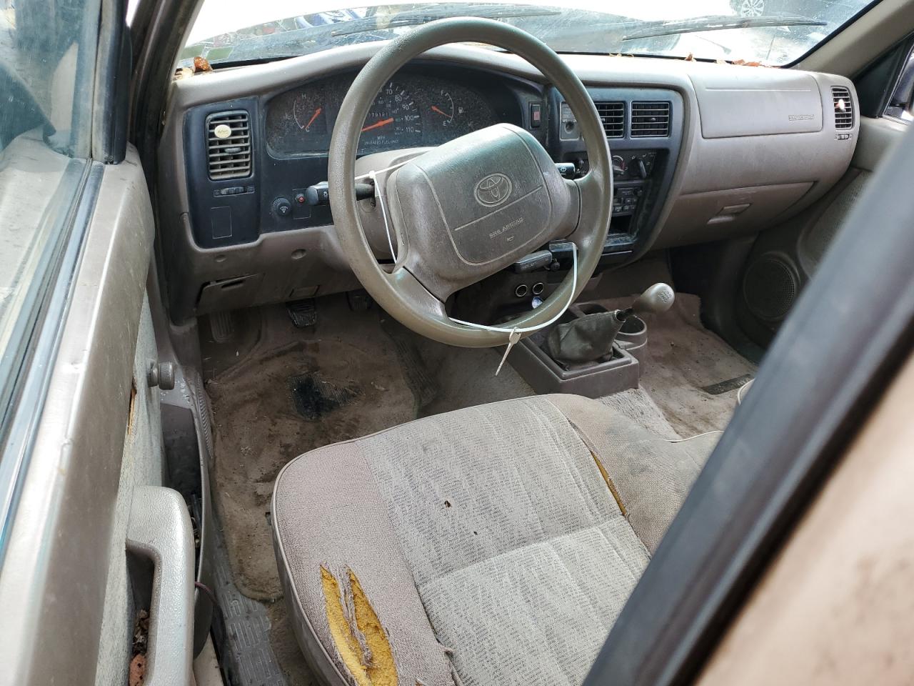 1999 Toyota Tacoma Xtracab VIN: 4TAVL52N3XZ539894 Lot: 81200825