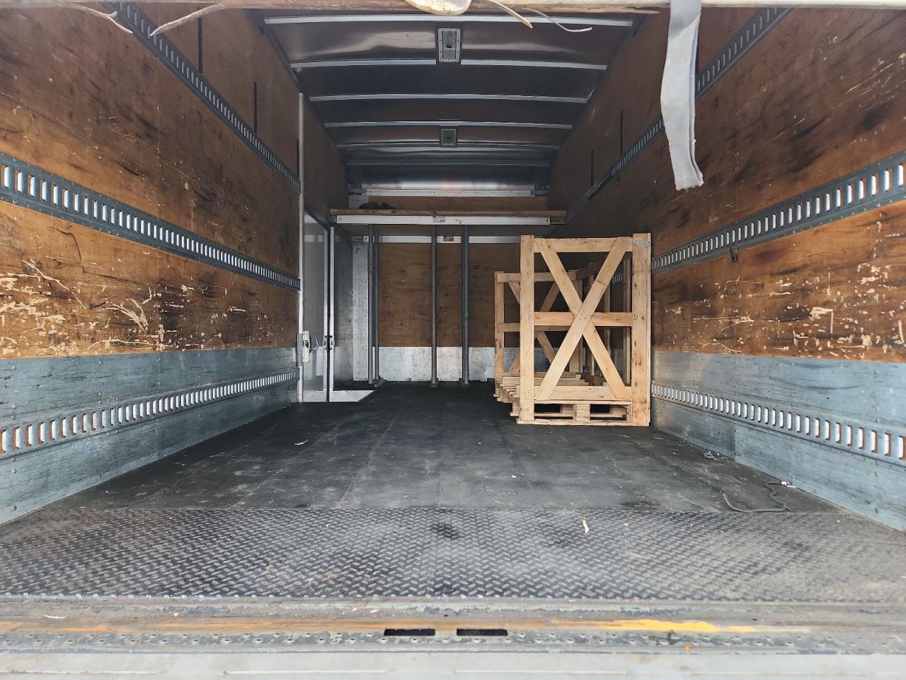 2019 Isuzu Npr Hd VIN: 54DC4W1C8KS814123 Lot: 81214735