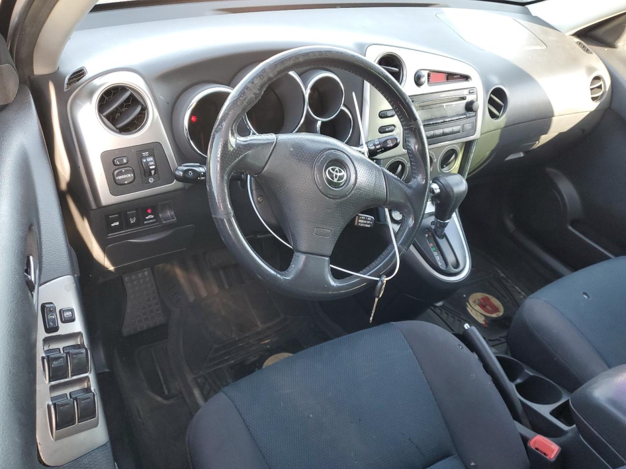 2005 Toyota Corolla Matrix Xr VIN: 2T1KR32E15C371481 Lot: 81576755