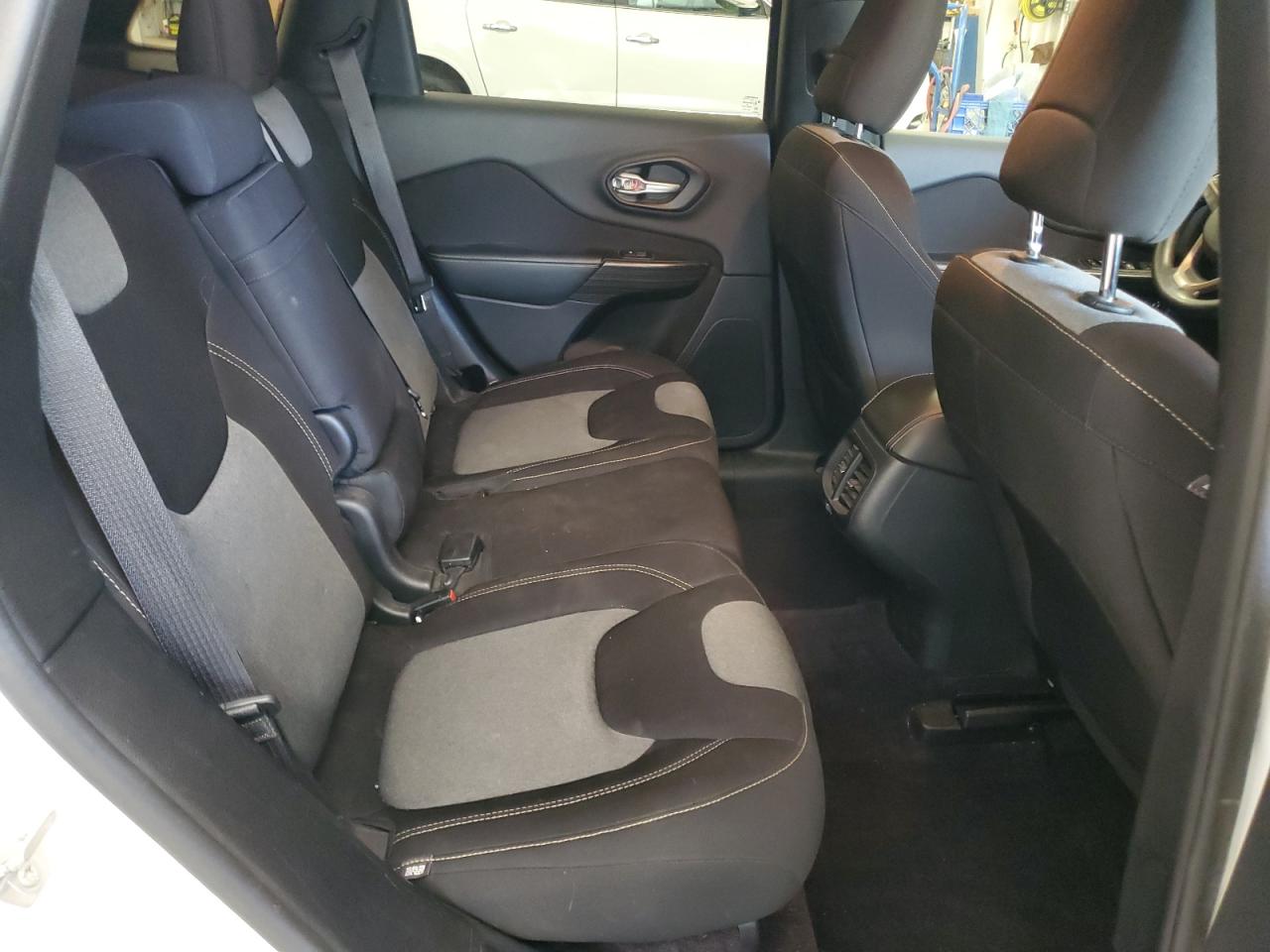 2016 Jeep Cherokee Sport VIN: 1C4PJLABXGW257848 Lot: 81748575