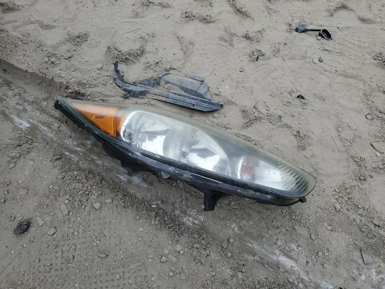 2015 Ford Fiesta S VIN: 3FADP4AJ1FM144471 Lot: 80283945