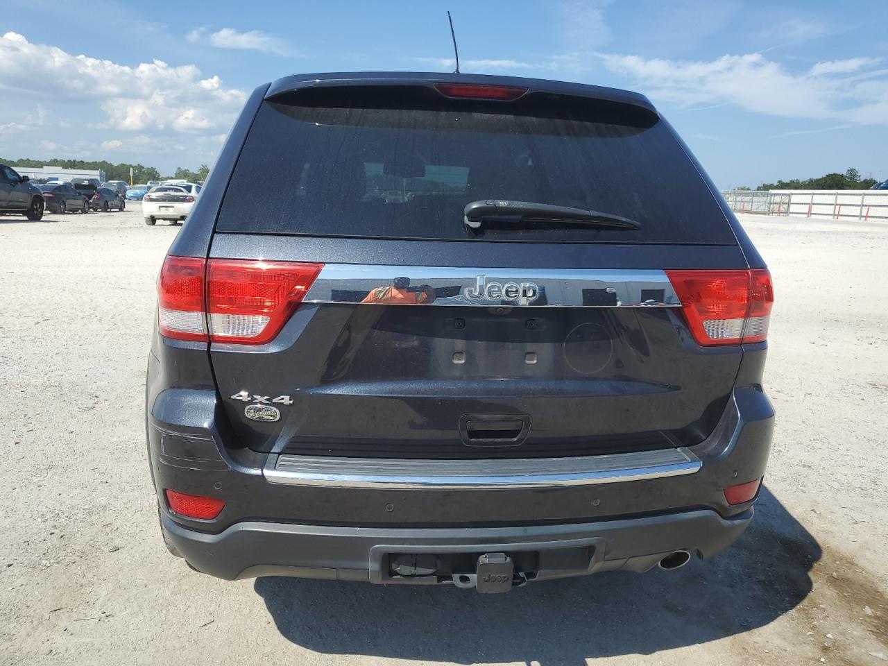 1C4RJFCG8DC522900 2013 Jeep Grand Cherokee Overland