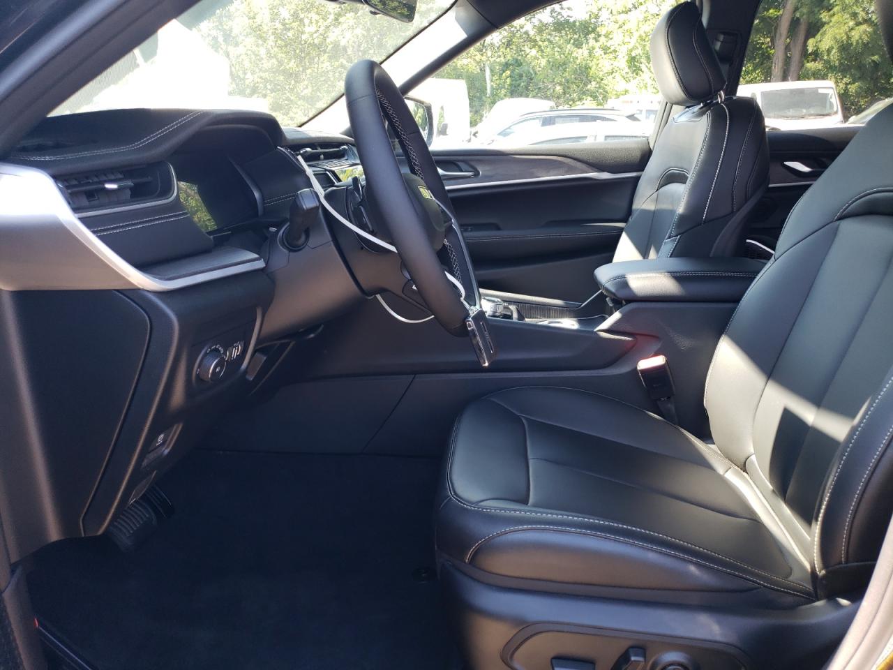 2025 Jeep Grand Cherokee Limited VIN: 1C4RJHBGXSC330114 Lot: 71661225