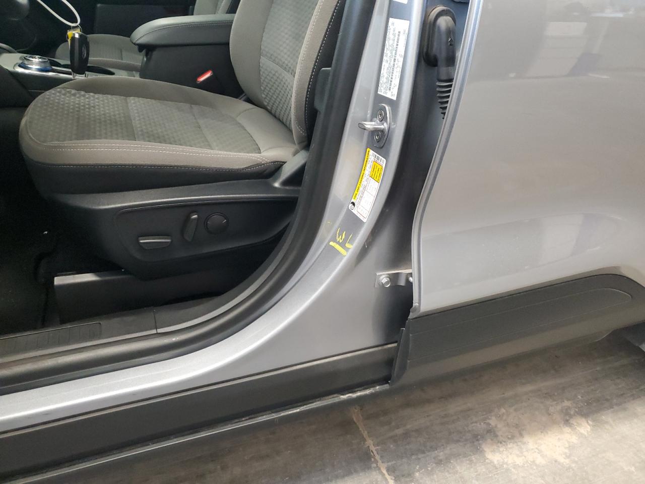 2021 Ford Escape Se VIN: 1FMCU9BZ7MUB27064 Lot: 81125505