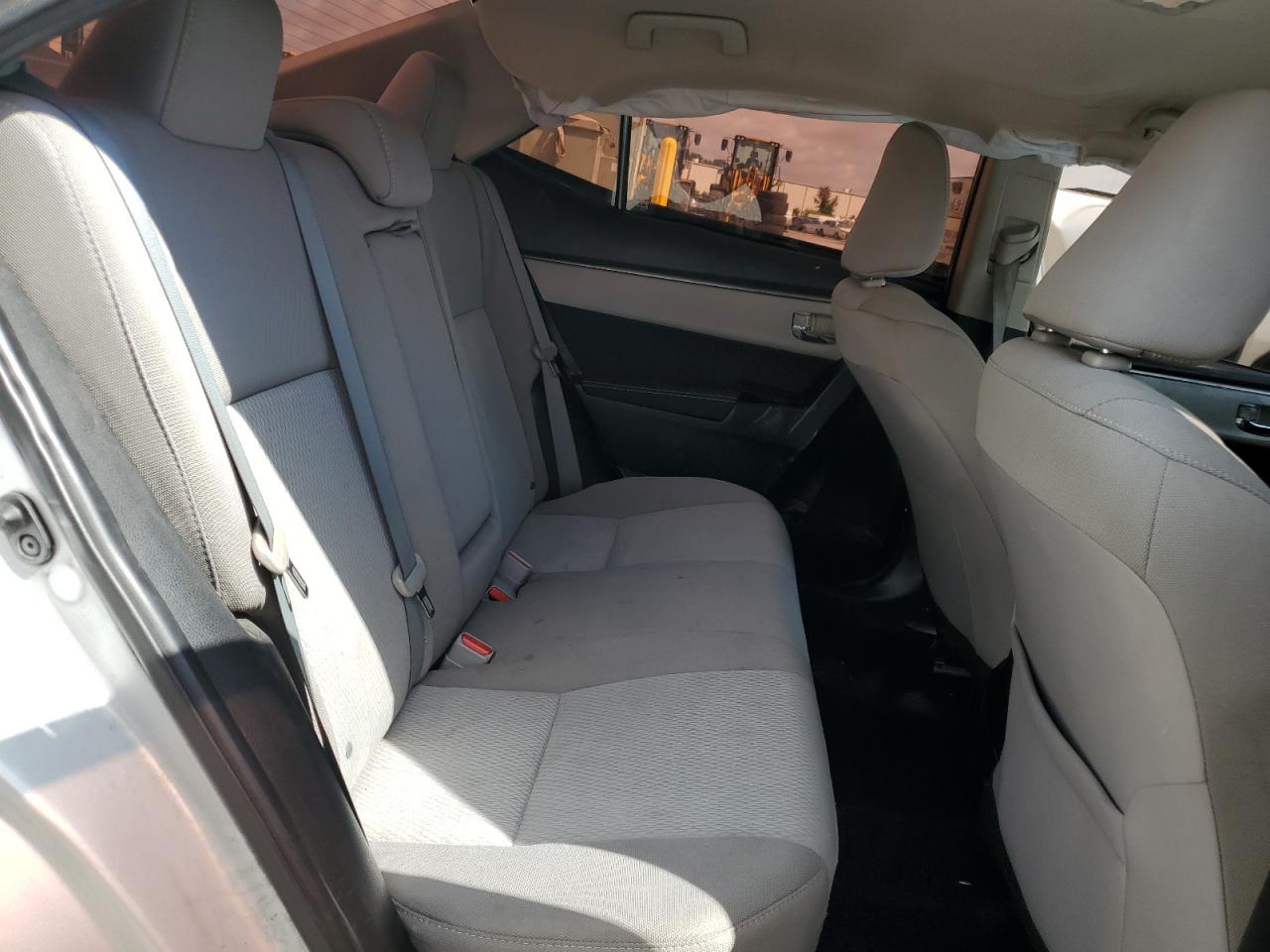 2016 Toyota Corolla L VIN: 5YFBURHE6GP560493 Lot: 81959445