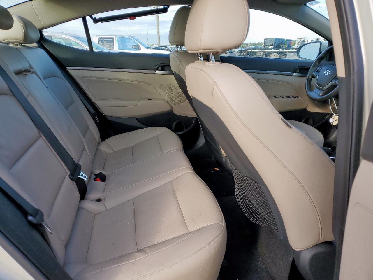 2017 Hyundai Elantra Se VIN: 5NPD84LF8HH004801 Lot: 81387125