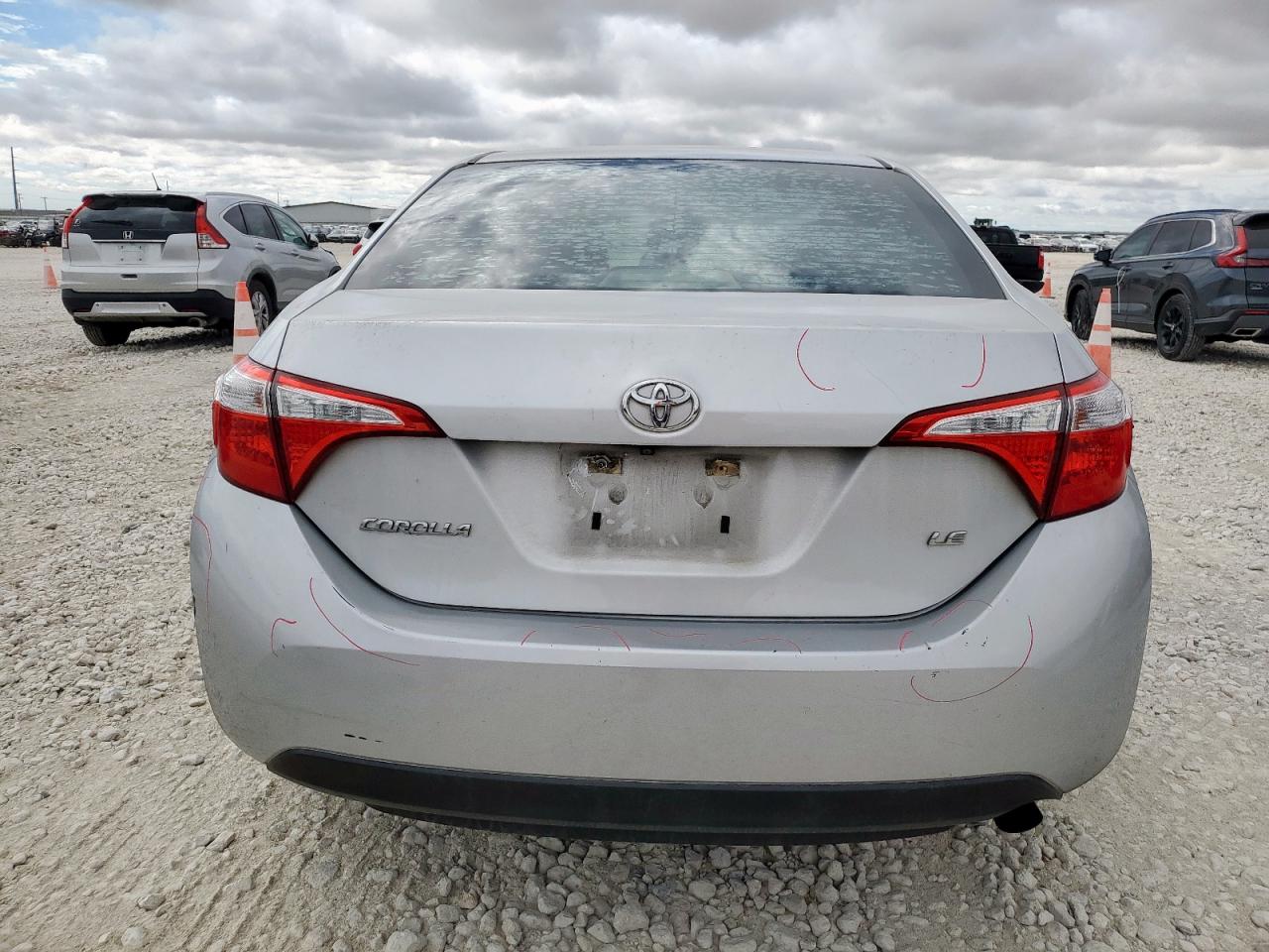 2016 Toyota Corolla L VIN: 5YFBURHE5GP470476 Lot: 83830835