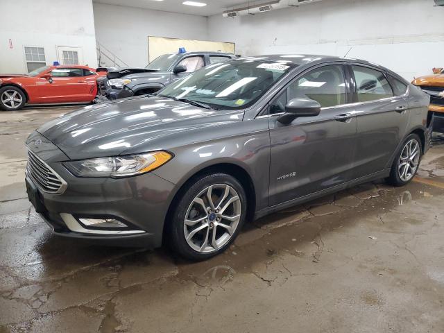 Sedans FORD FUSION 2017 Szary